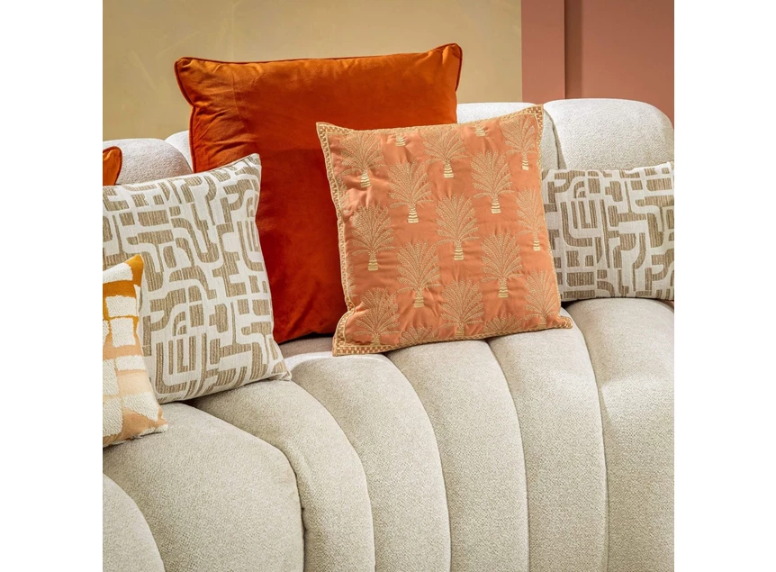 cycas sierkussen 45x45 carnelian sfeerfoto