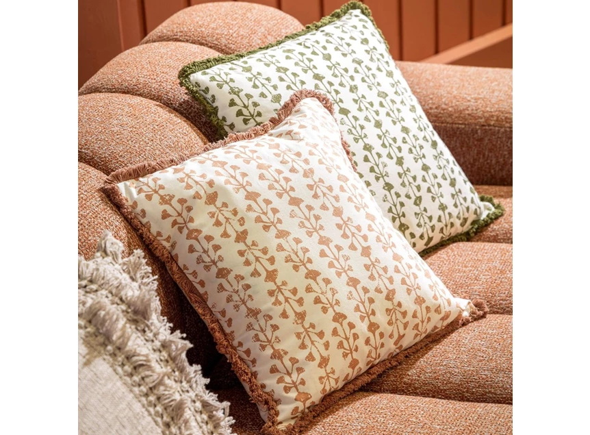 francine sierkussen 45x45 dusty coral sfeerfoto