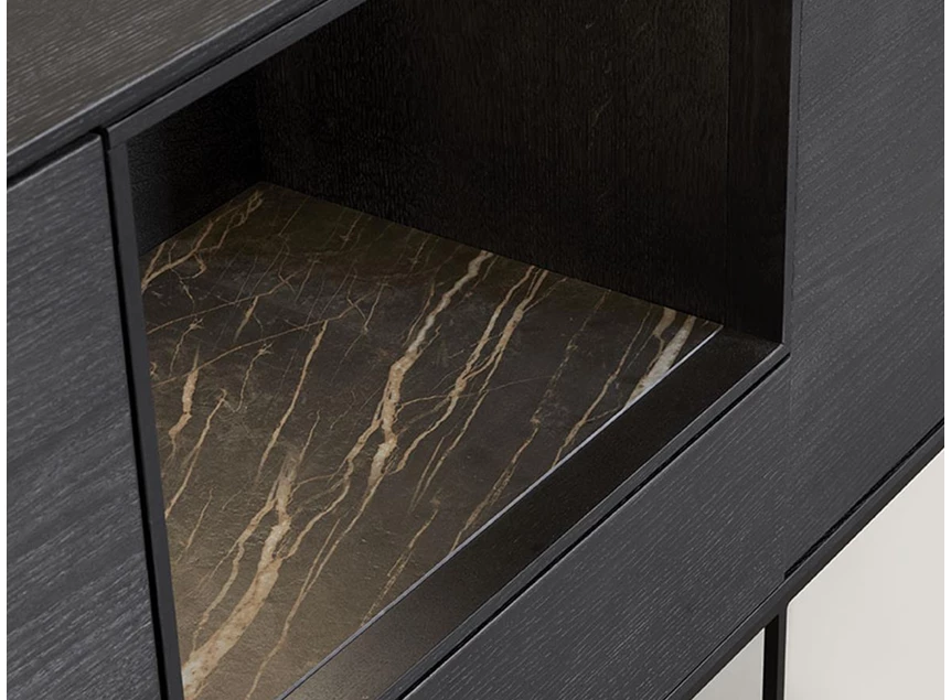 Detail Dressoir Izola D4/OV open vak staand op metalen poot fineer hout eik donkerbruin Theuns