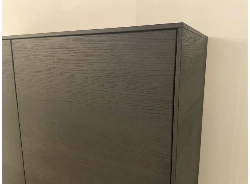 Detail Barkast Izola Dark Oak Brushed Theuns.