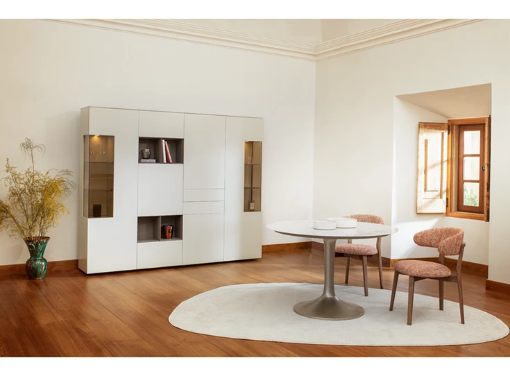 Hoge kasten met hoekvitrines GWG245 matte lak accent brons taupe Karat Crest