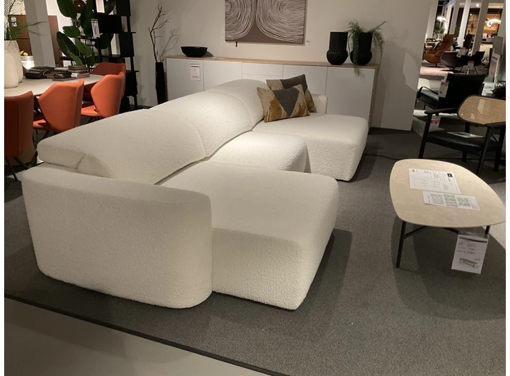 Zijkant Salon Yute stof bouclé wit Temasdos