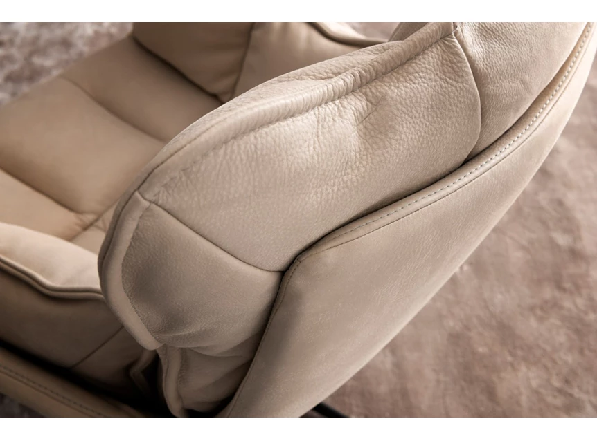 Detail Bijzetzetel Jules I leder taupe Designwerk