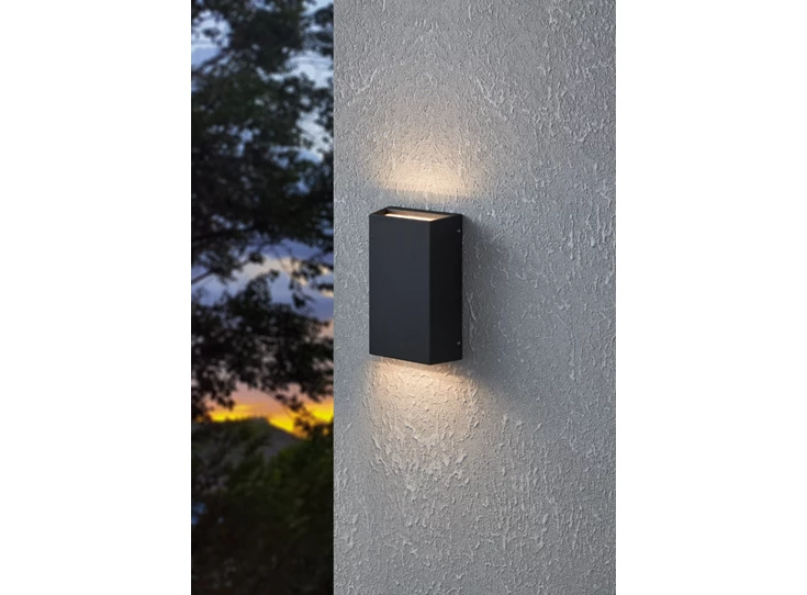 buitenwandlamp spongano schwarz sfeerfoto