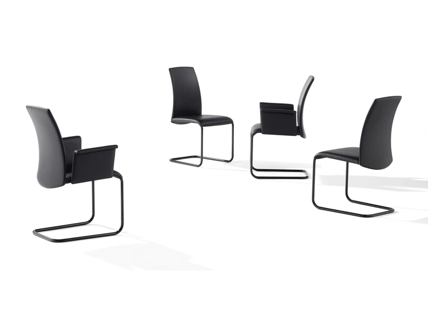 Collectie Armstoel Luma 2063 leder zwart poot cantilever Draenert