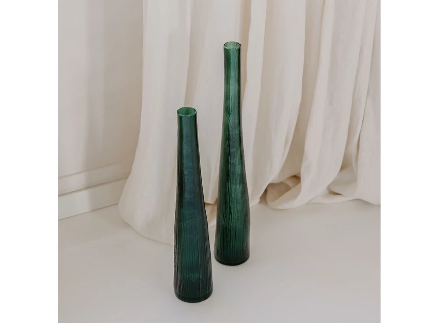 Vaas 9xh50cm donkergroen Twig sfeerfoto