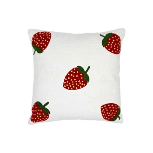 Kussen strawberries wit 45x45 katoen
