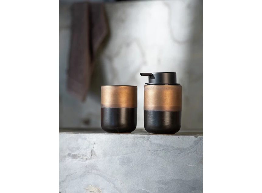 enego zeepdispenser zwart/brons 0.3L sfeerfoto