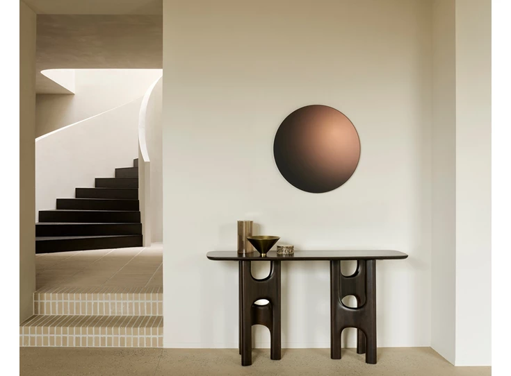 Sfeerfoto Muurtafel Mahogany Flow Rose Brown Console 35095 Ethnicraft