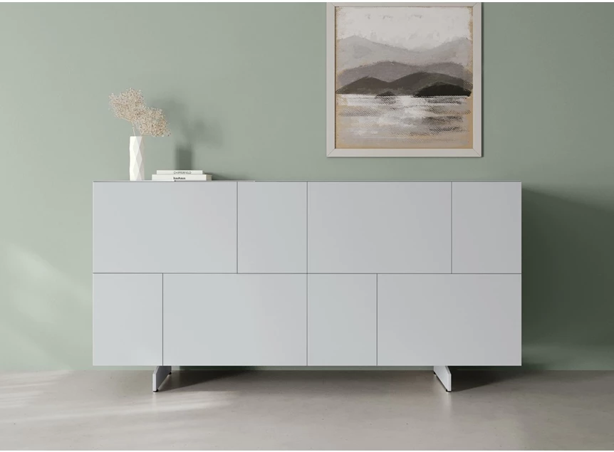 Sfeerfoto Dressoir Capri opstelling 540 matte lak lichtgrijs Coesel