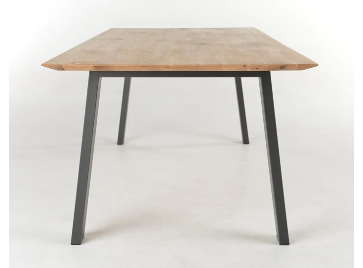 Zijkant Eettafel Wik Table Talk massief eik Bert Plantagie
