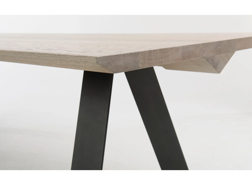 Bladrand Eettafel Tristan Steel massief hout Bert Plantagie