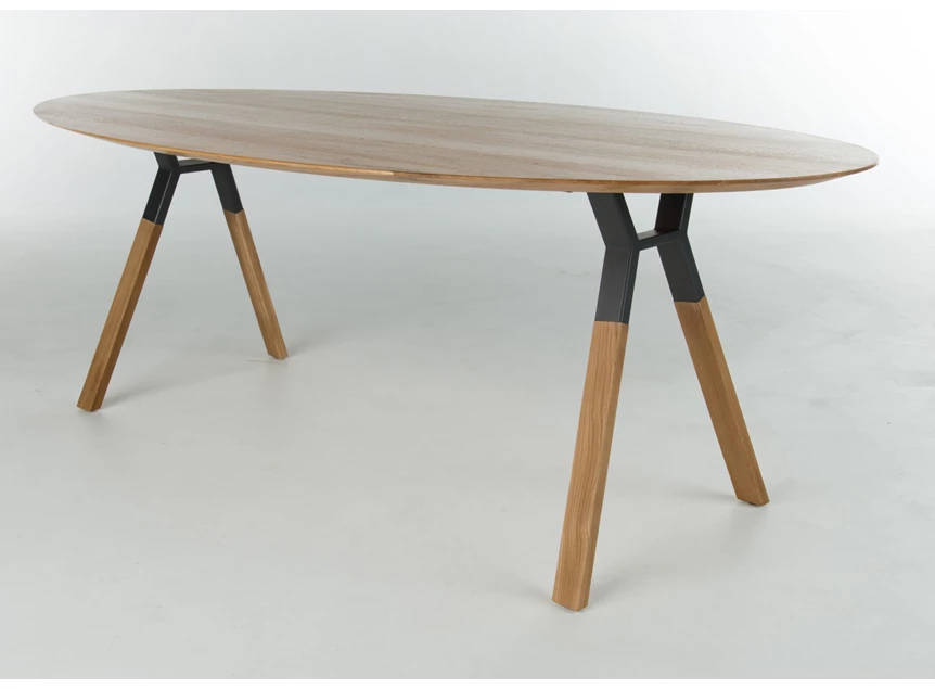 Eettafel Remo Table Talk ovaal massief hout eik natuur onderstel combi metaal hout Bert Plantagie