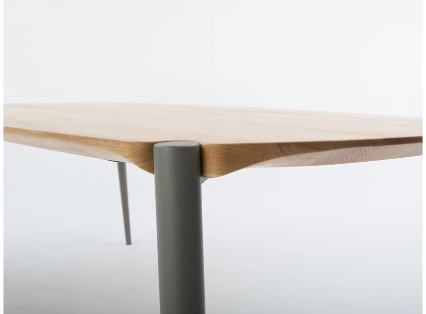 Detail Eettafel Poppy massief hout eik naturel Bert Plantagie