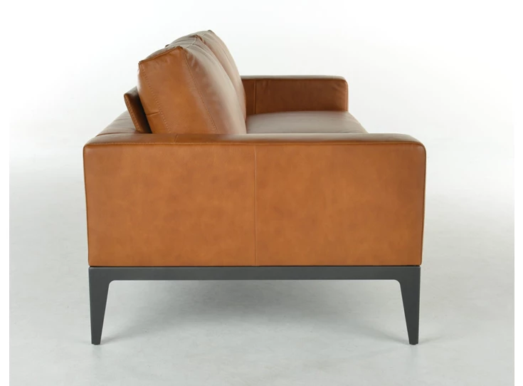 Zijkant Salon Renio canapé 3-zit leder cognac Bert Plantagie