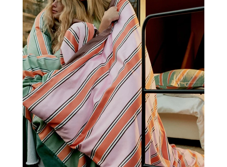 Preppy stripe dekbedovertrekset 240x200/220+2slopen /pink sfeerfoto