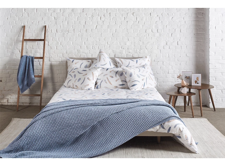 11901030.02 Twenthe dekbedovertrek feather blue 240x200/220cm sfeer