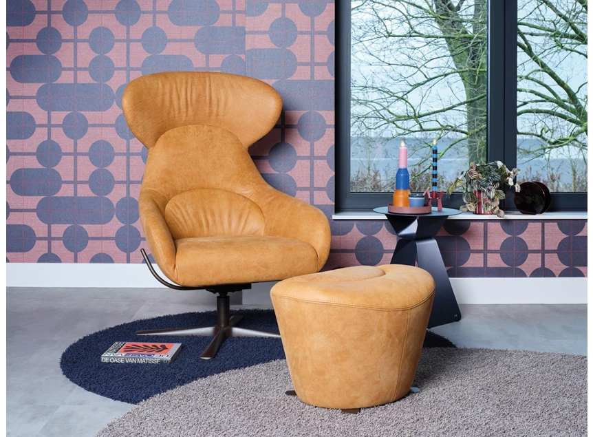 Met poef hocker Bijzetzetel Avia High A34 leder cognac leem Bert Plantagie