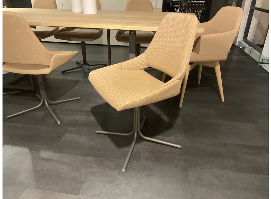 Stoel Lotus C0710 Ella Camel Mobitec