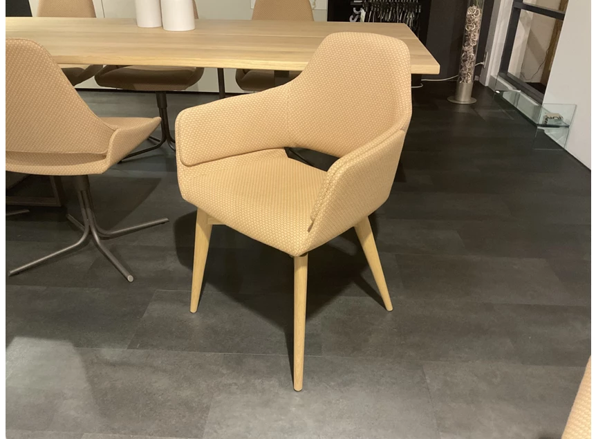Armstoel Lotus C0212 Ella Camel Mobitec