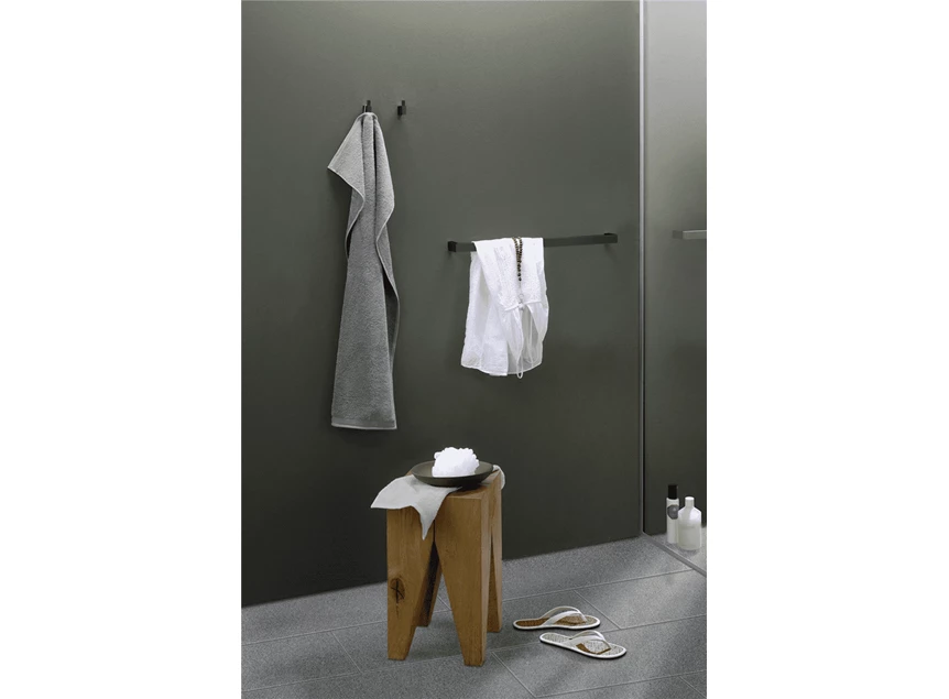 40580 Zack Linea Handdoekhaak zwart collectie