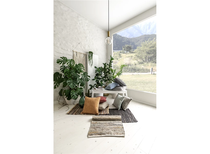 3376SAND Tiseco Sierkussen Damian 45x45cm Zand Collectie Sfeer