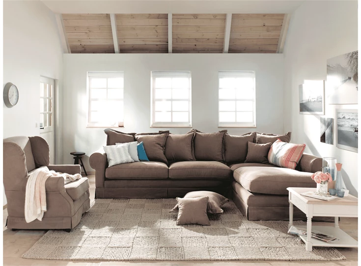 Landelijke hoeksalon Colby in sfeer