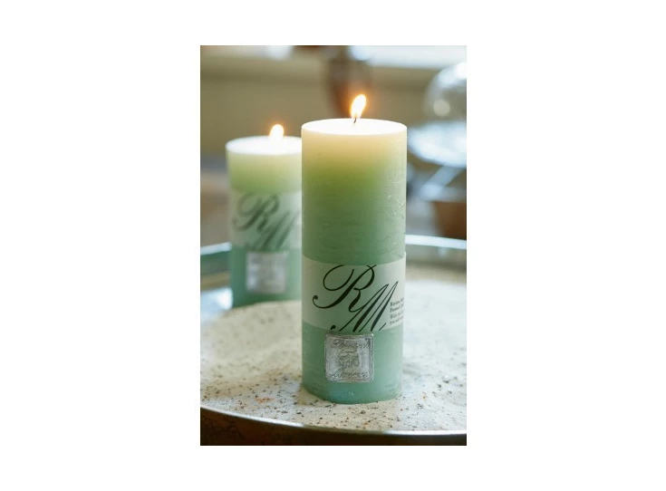 300560 Rivièra Maison RM Frosted Candle Ø7cm H18cm Light Olive