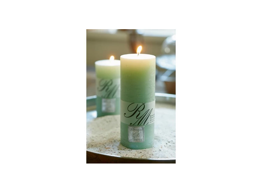 300560 Rivièra Maison RM Frosted Candle Ø7cm H18cm Light Olive