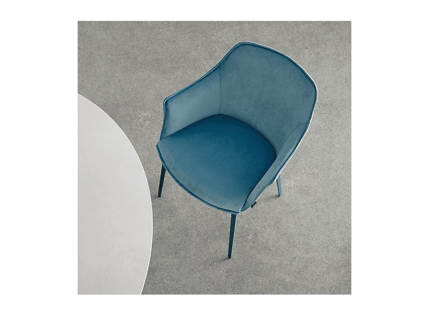 Sfeerbeeld stoel Keduka blauw enkel