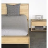 Oak Nordic II Bedside Table Ethnicraft sfeerbeeld naast bed.jpg