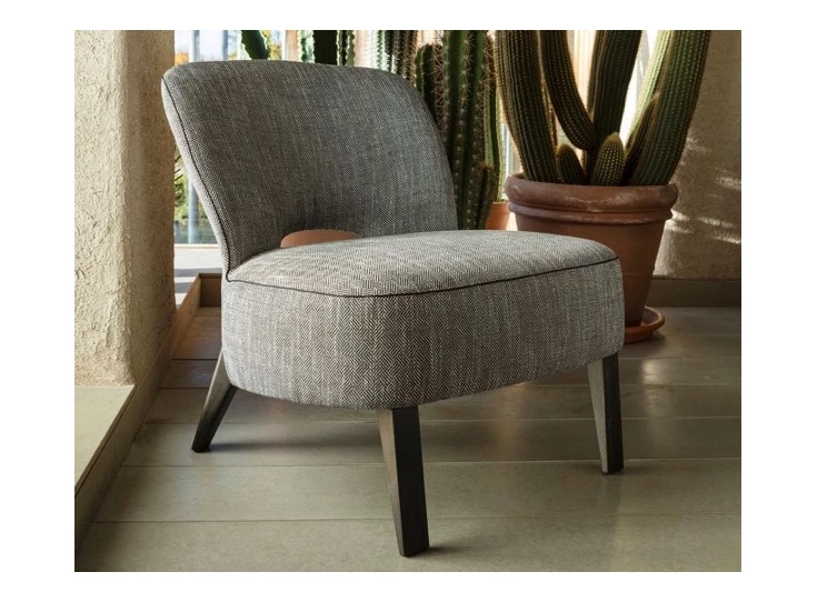 Sfeerfoto Bijzetzetel Moon stof Passe Partout