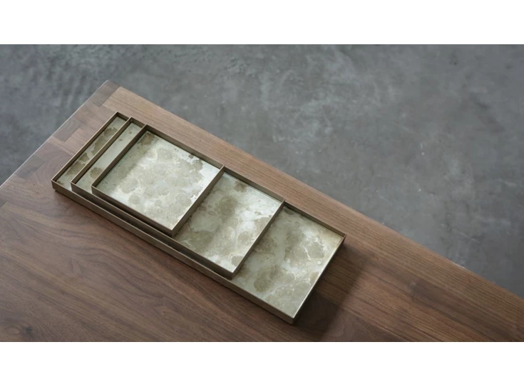 20384 Ethnicraft Fossil Organic Valet Tray 31x17x3cm Collectie