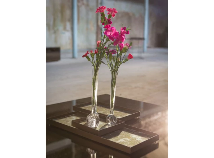 20384 Ethnicraft Fossil Organic Valet Tray 31x17x3cm Sfeer